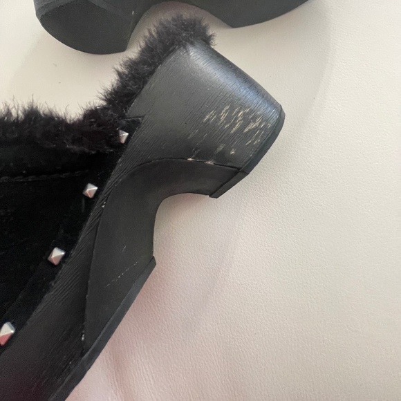 Roxy slip on lined suede clogs - Picture 2 of 4